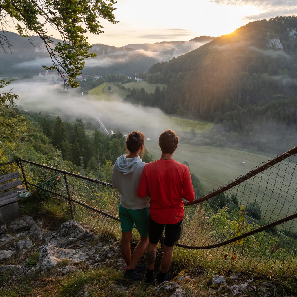 Zum Licht wandern
