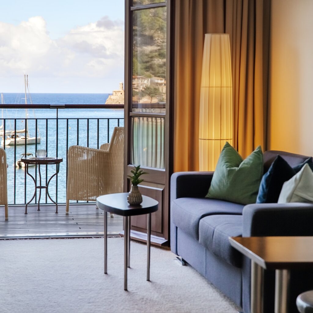 Bye, bye Nieselgrau: Sommerfeeling im Vintage Strandhotel Espléndido