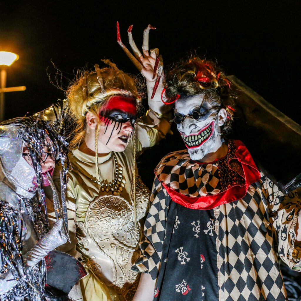 Sechs überraschende Fakten über Halloween: Die beliebtesten Bräuche und Traditionen dieses Festes haben ihren Ursprung auf der Insel Irland und im keltischen Fest Samhain