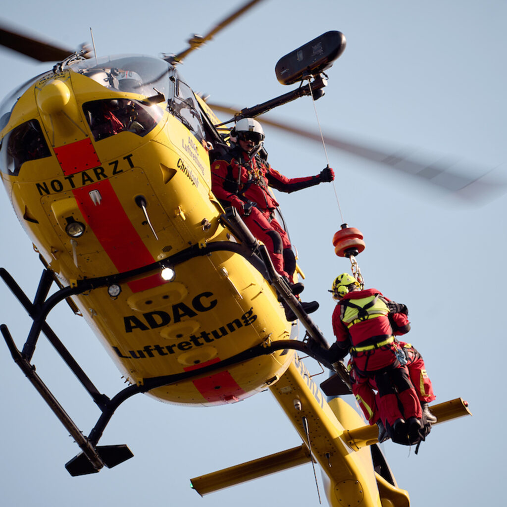 Imsweiler ADAC Luftrettung trainiert mit Rettungswinde