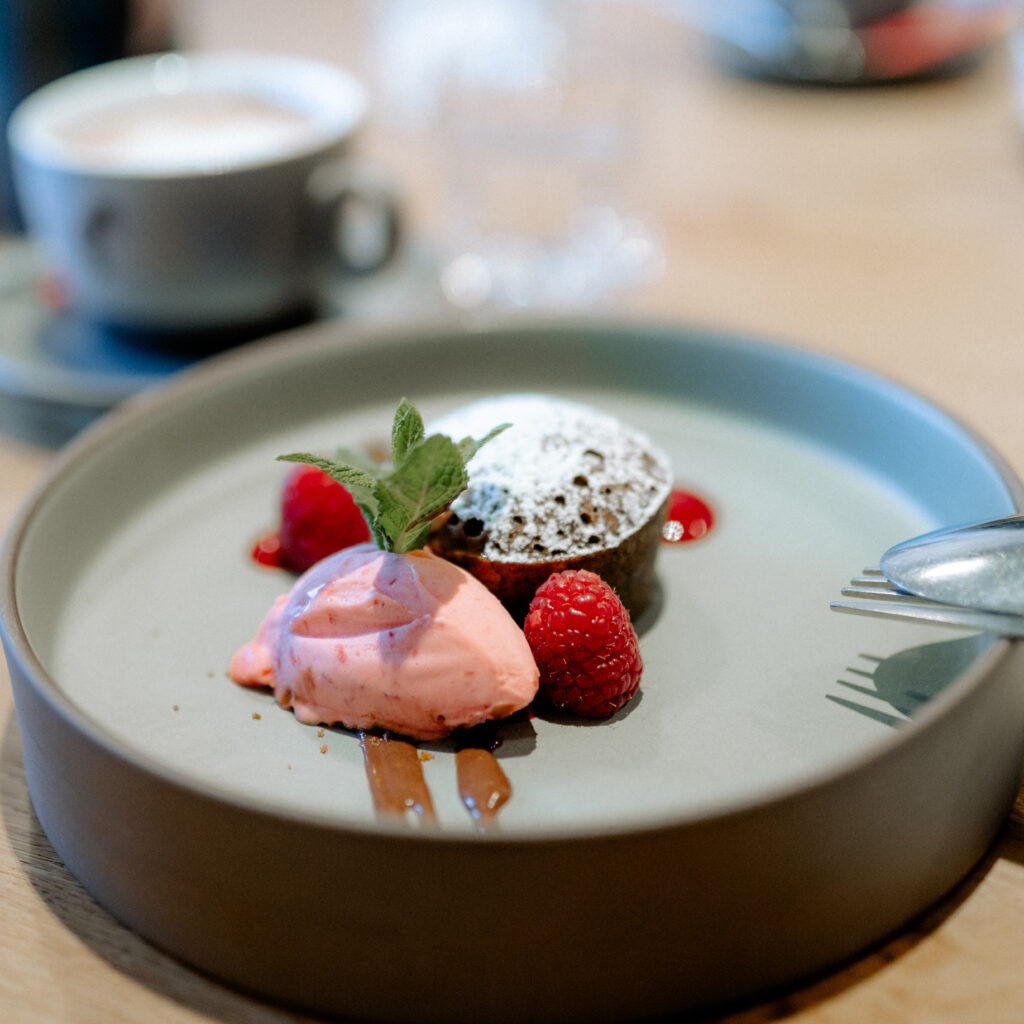 Weihnachtszauber im Ratscher Landhaus: Feiern im Wein- und Wellbeing Hotel