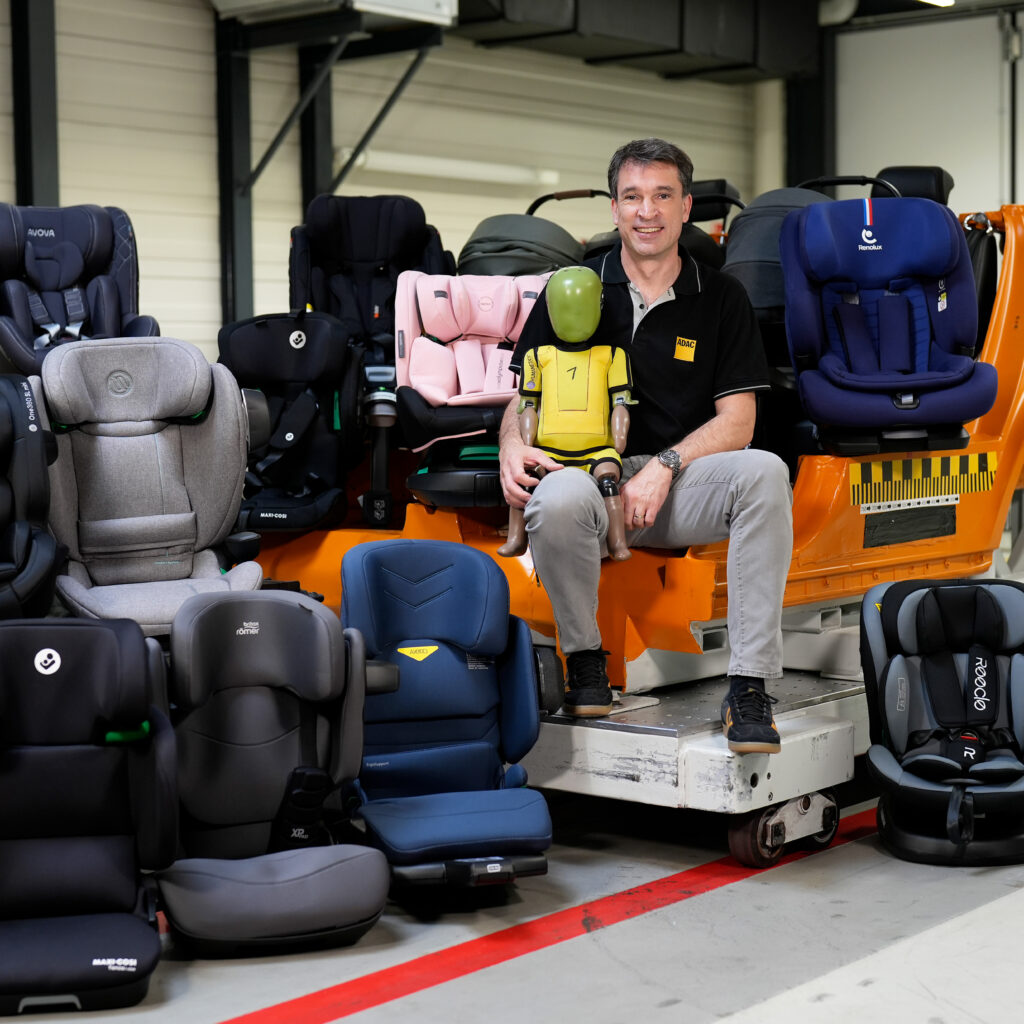 ADAC Kindersitztest: Fünf Produkte überzeugen besonders, drei fallen durch