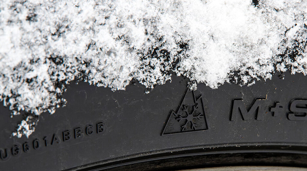 Wann Winterreifen aufgezogen werden müssen: Tipps und Hinweise vom ADAC