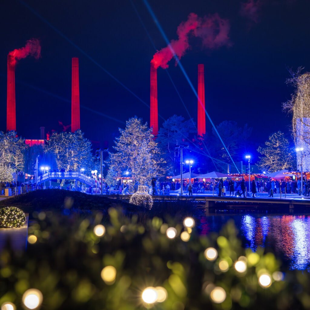 Licht trifft Klang: Winterbeleuchtung in der Autostadt erstmals als spektakuläre Licht- und Soundshow inszeniert
