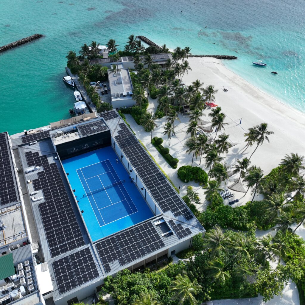 Erfolgreiches Jahr für Umweltinitiativen: The Ritz–Carlton Maldives, Fari Islands bekräftigt sein Engagement für den Naturschutz