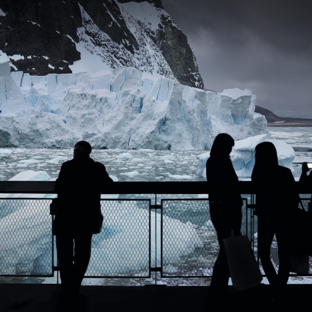 Antarktis im Panometer Leipzig: In vier Wochen eröffnet das neue Naturpanorama von Yadegar Asisi